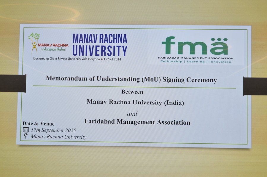 𝗠O𝗨 S𝗶𝗴𝗻𝗶𝗻𝗴 at the Manav Rachna University Campus
